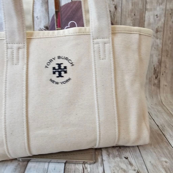 Tory Burch Beige Tote Bag - Picture 4 of 12